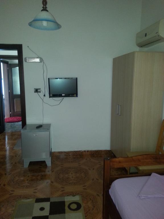 Hotel Ambasador Bahçallëk Pokoj fotografie